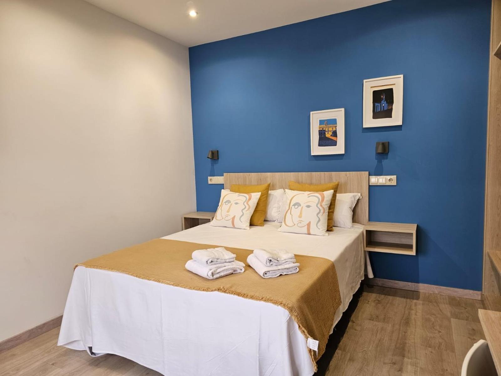 Inicia Avio Apartamentos Сантяго де Компостела Екстериор снимка